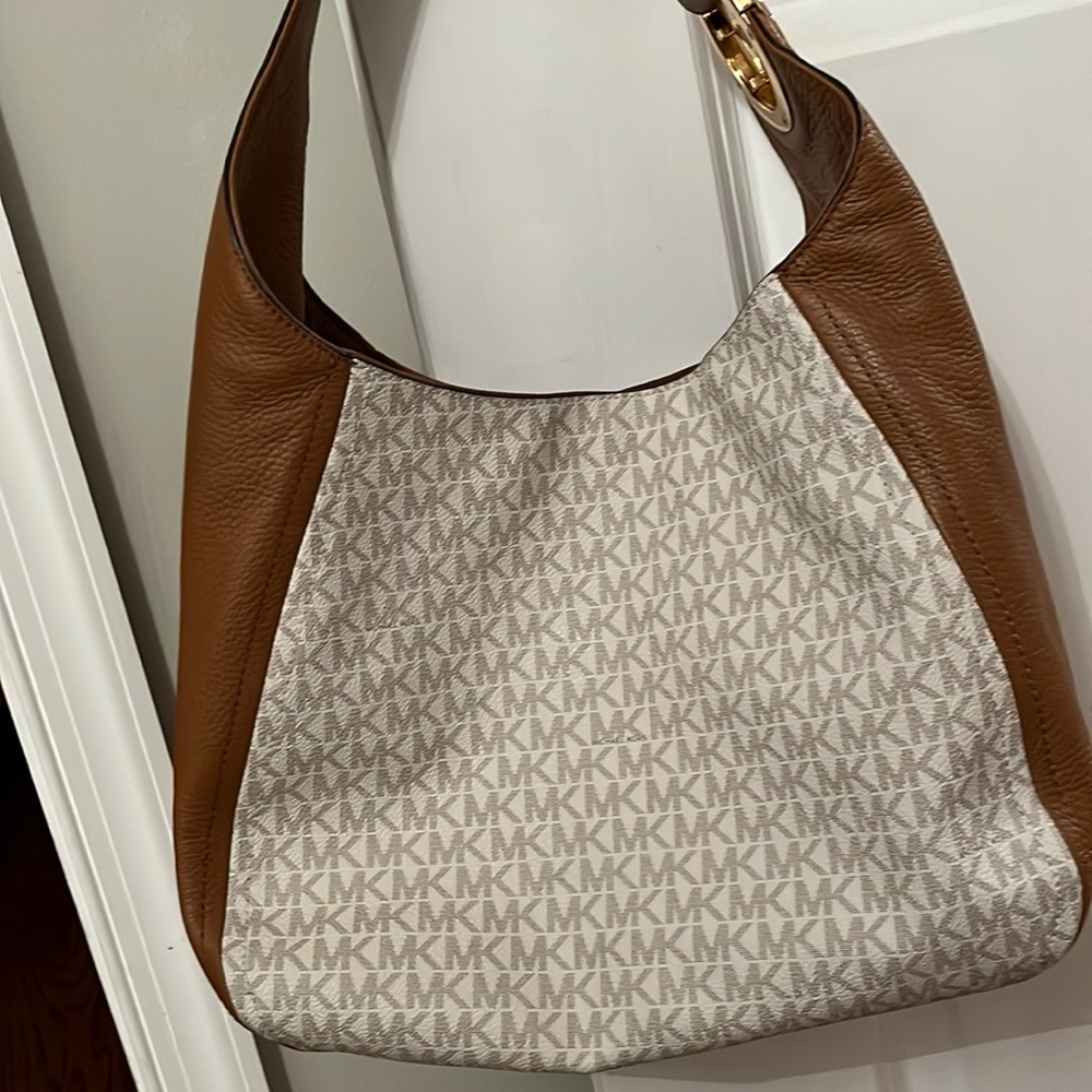 Michael Kors hobo bag NWT